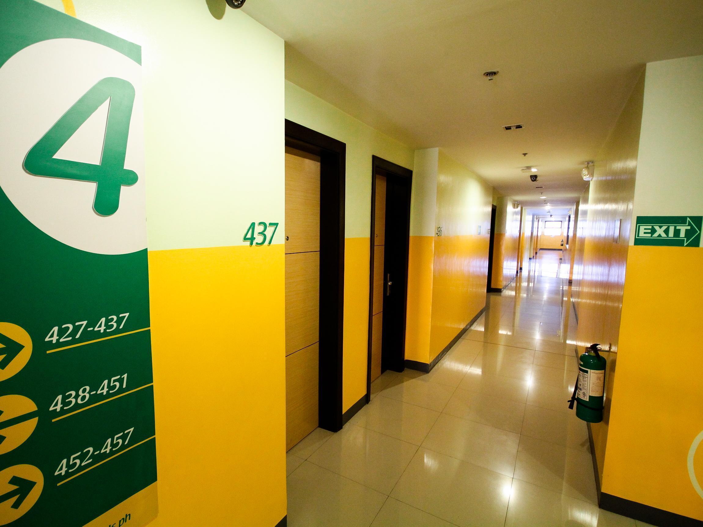 Go Hotels Iloilo Exterior photo