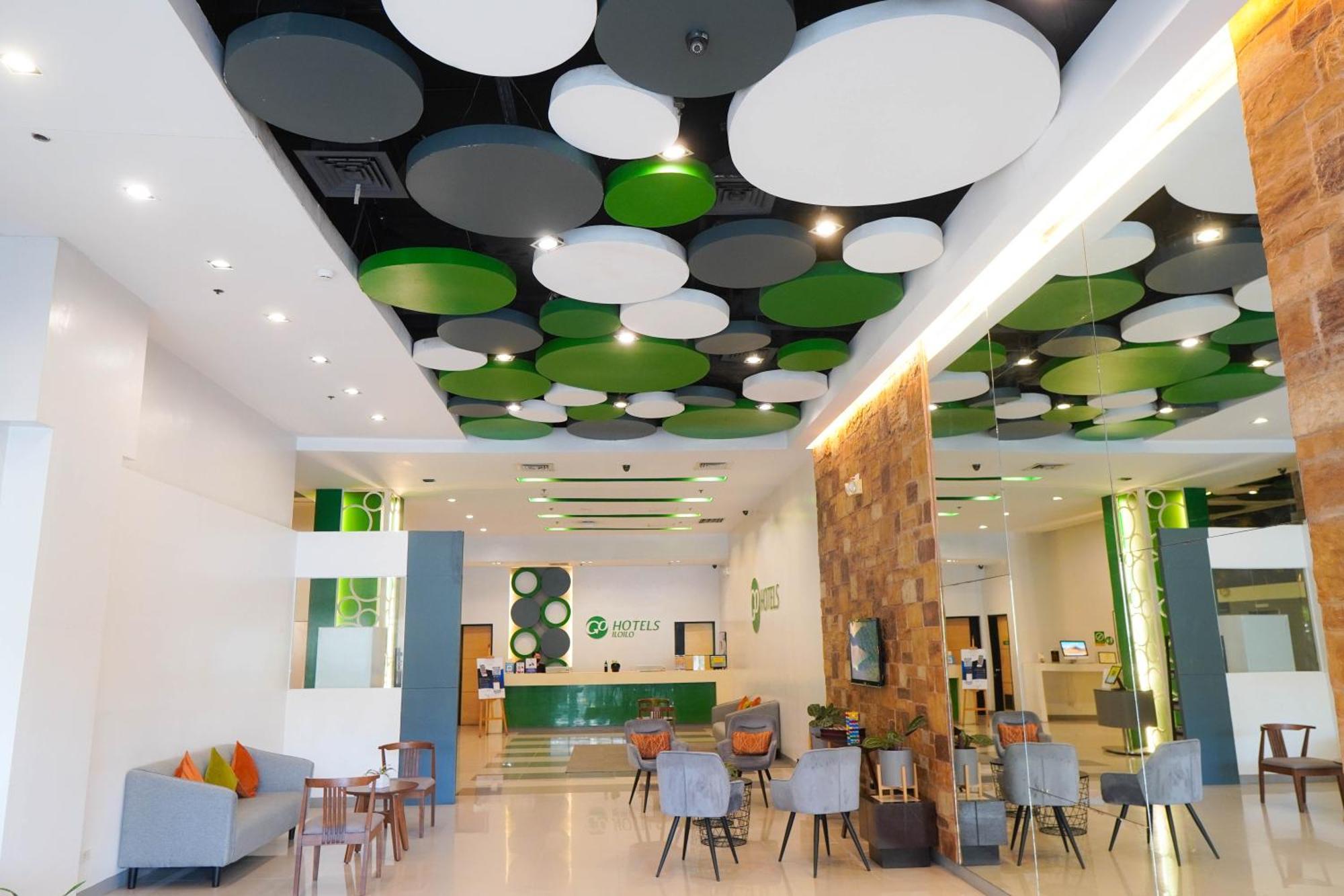 Go Hotels Iloilo Exterior photo